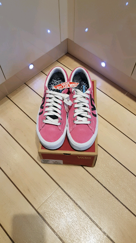 ladies pink vans size 6